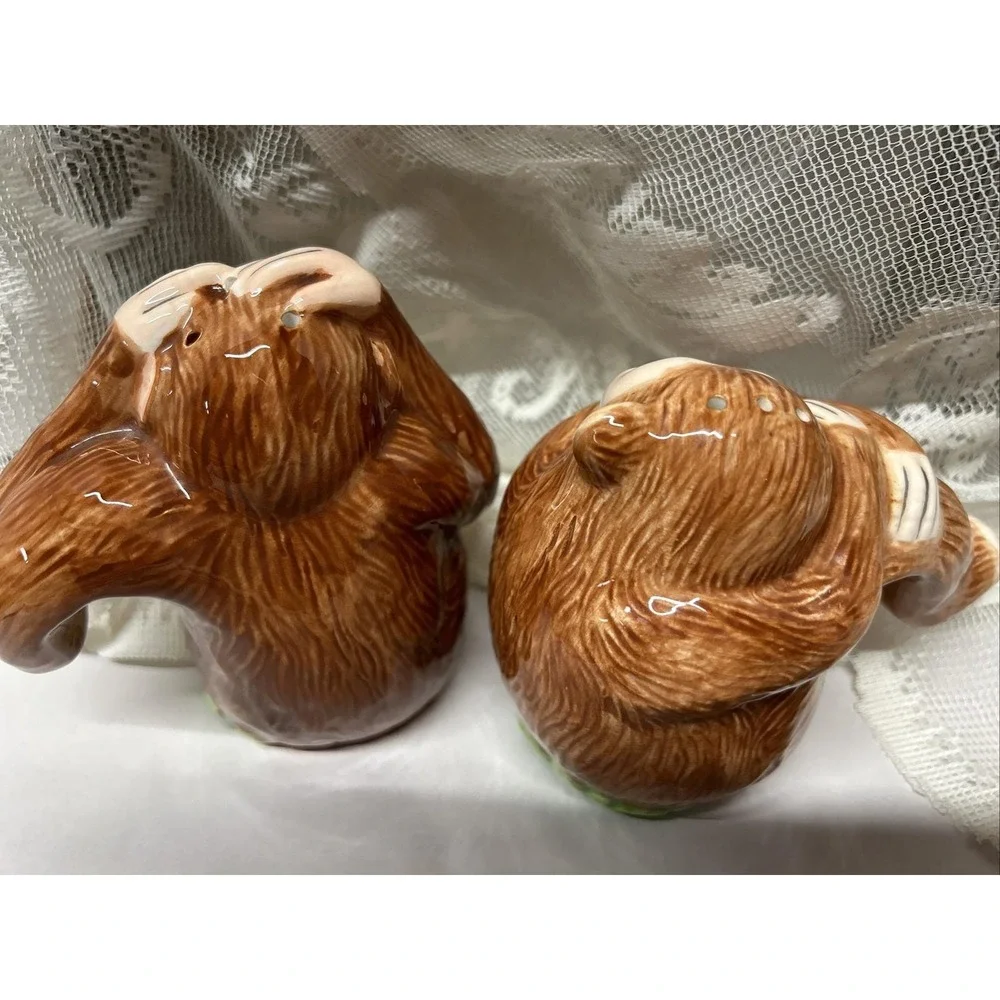Vintage Monkey salt and pepper shakers Jungle Spree 1992 Strata Group Large‎